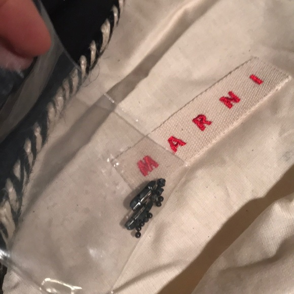 MARNI slides - Picture 6 of 8